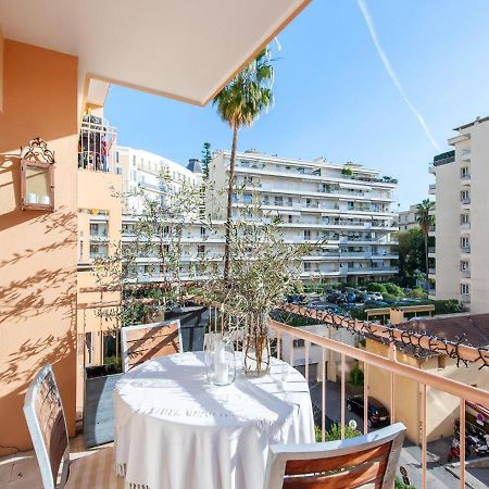 Nice Apartment In Menton With Balcony Terrace Kültér fotó