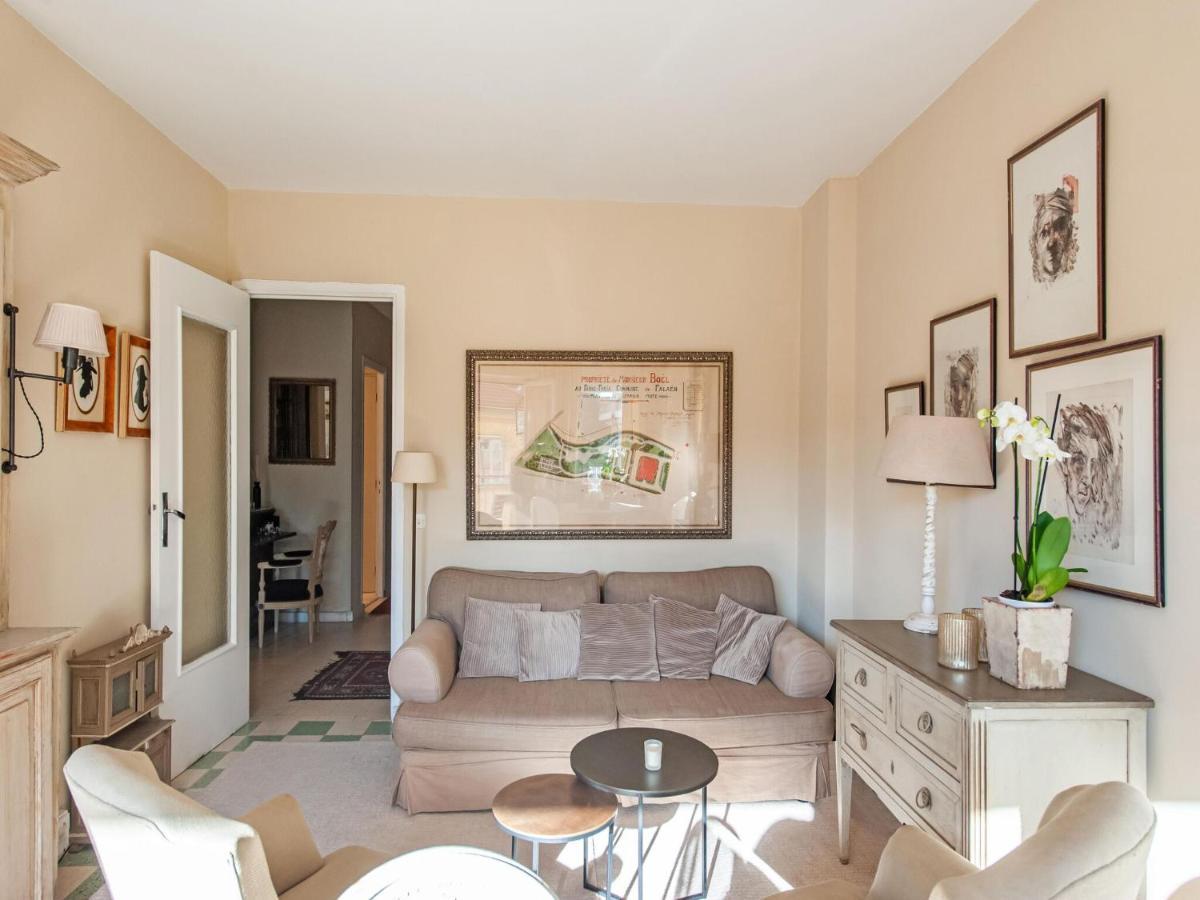Nice Apartment In Menton With Balcony Terrace Kültér fotó