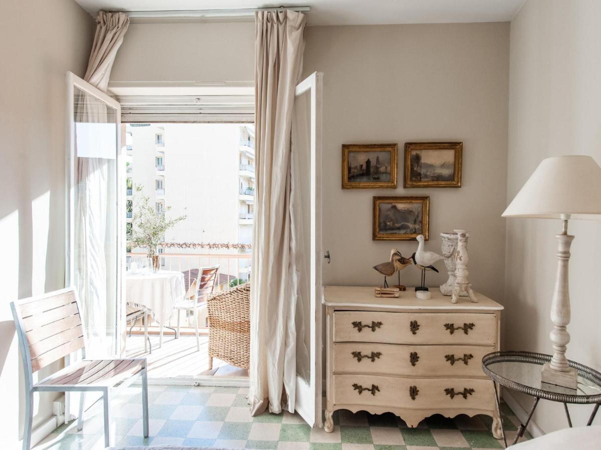 Nice Apartment In Menton With Balcony Terrace Kültér fotó